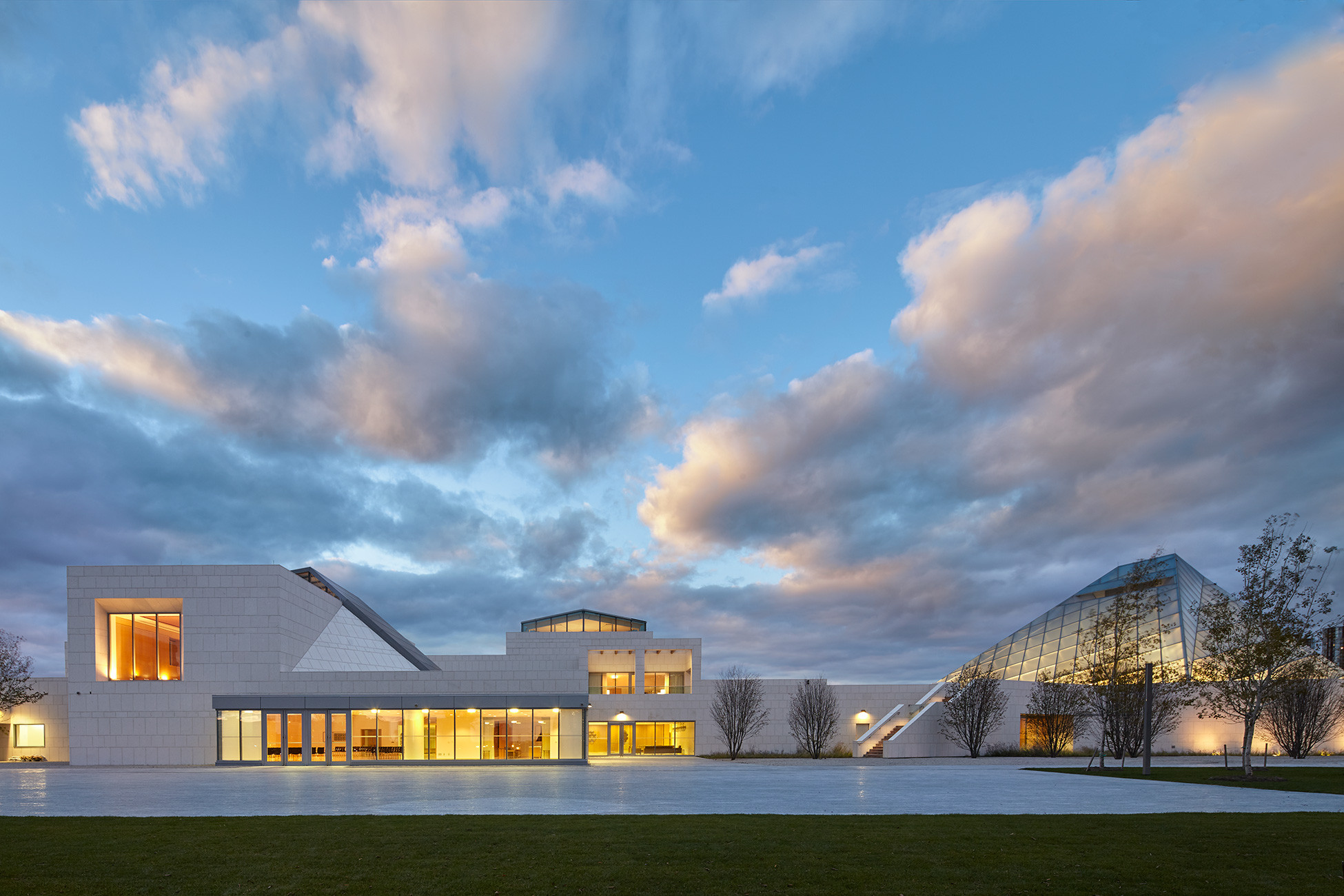 Aga Khan Museum and the Ismaili Centre